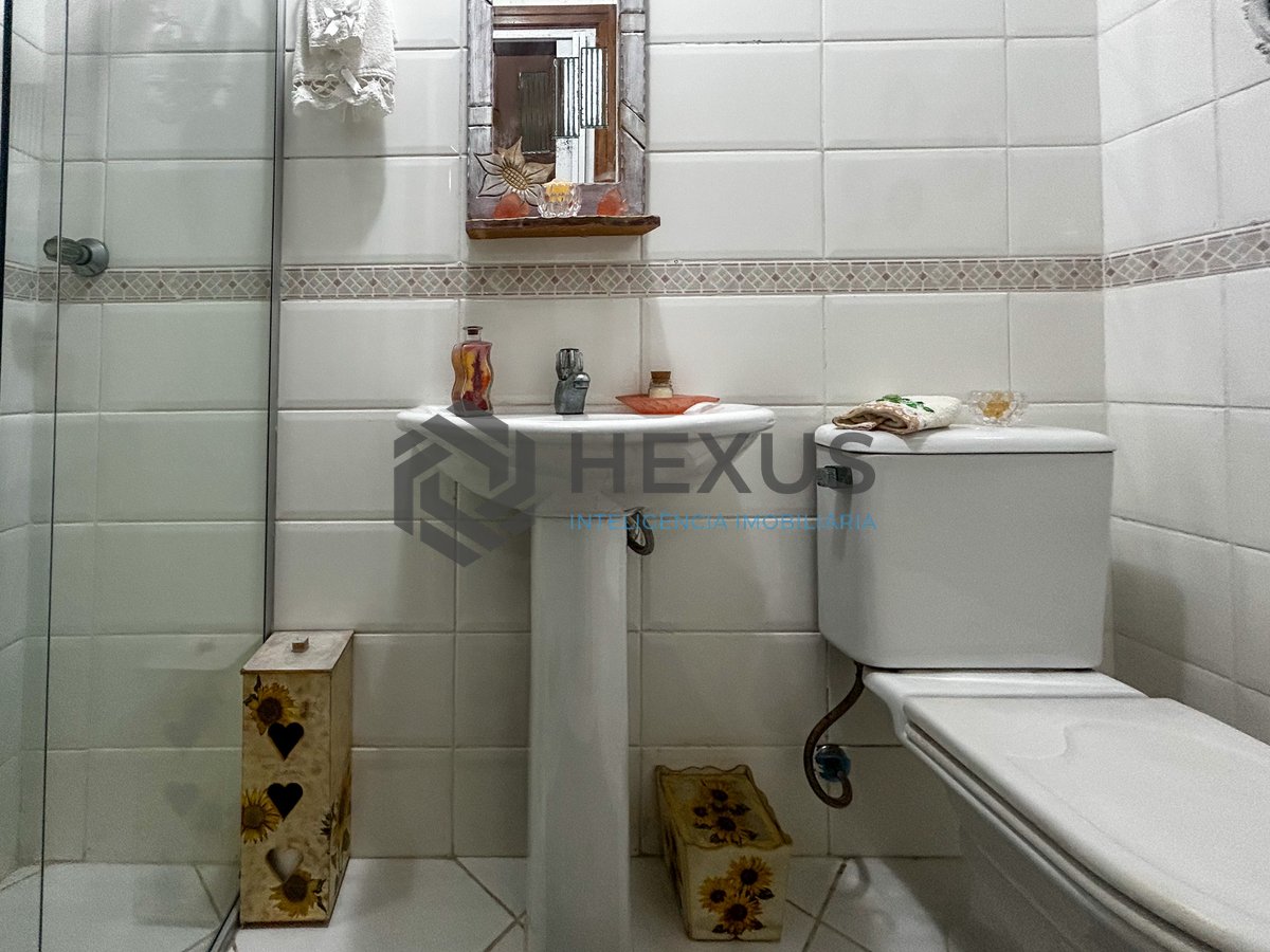 Foto 29 de Apartamento reformado com varanda vista mar e lazer a 200m da praia no Jardim Astúrias, Guarujá