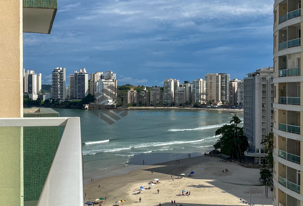 Foto 14 de Apartamento com varanda vista mar e lazer na beira mar da Praia nas Pitangueiras, Guarujá