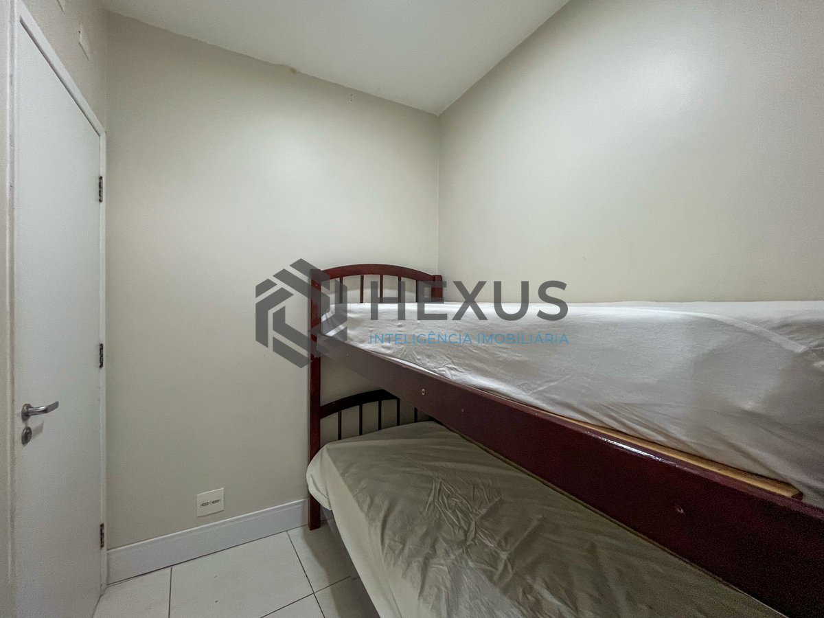 Foto 20 de Apartamento com varanda vista mar e lazer na beira mar da Praia nas Pitangueiras, Guarujá
