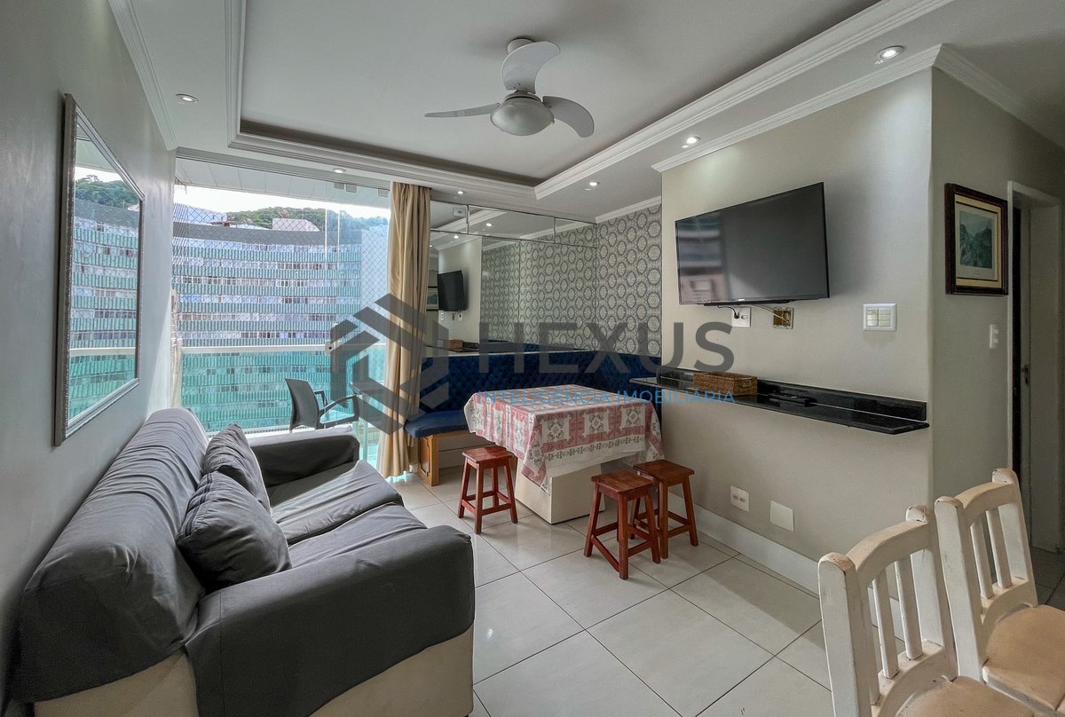 Foto 9 de Apartamento com varanda vista mar e lazer na beira mar da Praia nas Pitangueiras, Guarujá