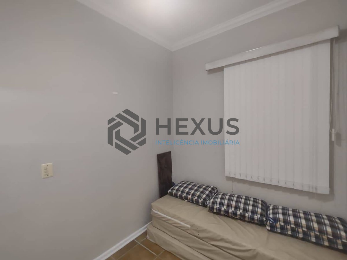 Foto 17 de Apartamento com varanda na região da Brunella na Enseada, Guarujá