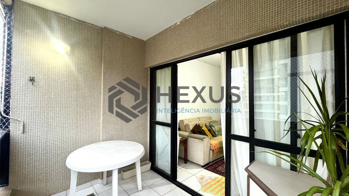 Foto 4 de Apartamento com varanda e lazer nas Pitangueiras, Guarujá