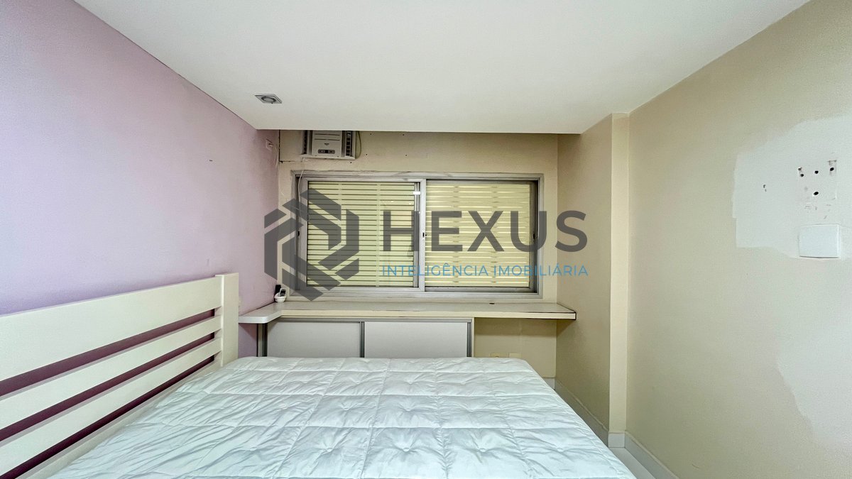 Foto 18 de Apartamento com varanda e lazer a 2 quadras do mar nas Pitangueiras, Guarujá
