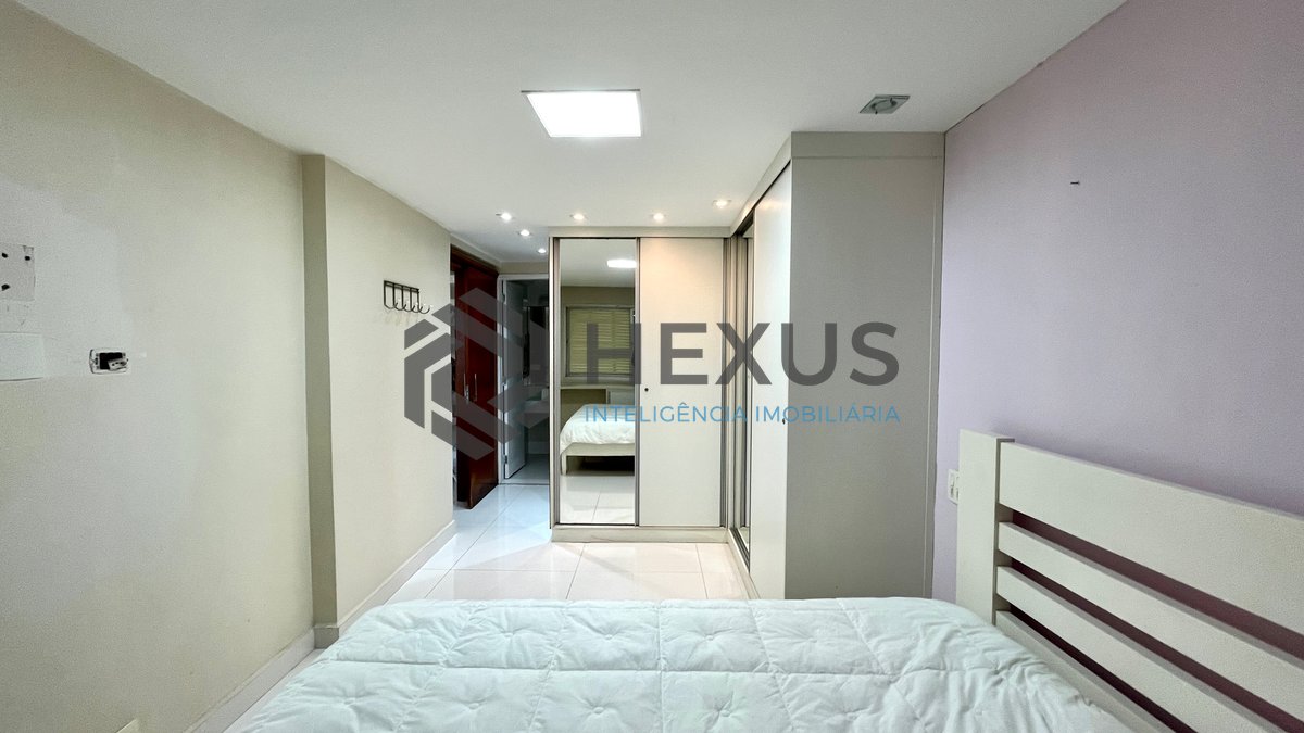Foto 19 de Apartamento com varanda e lazer a 2 quadras do mar nas Pitangueiras, Guarujá