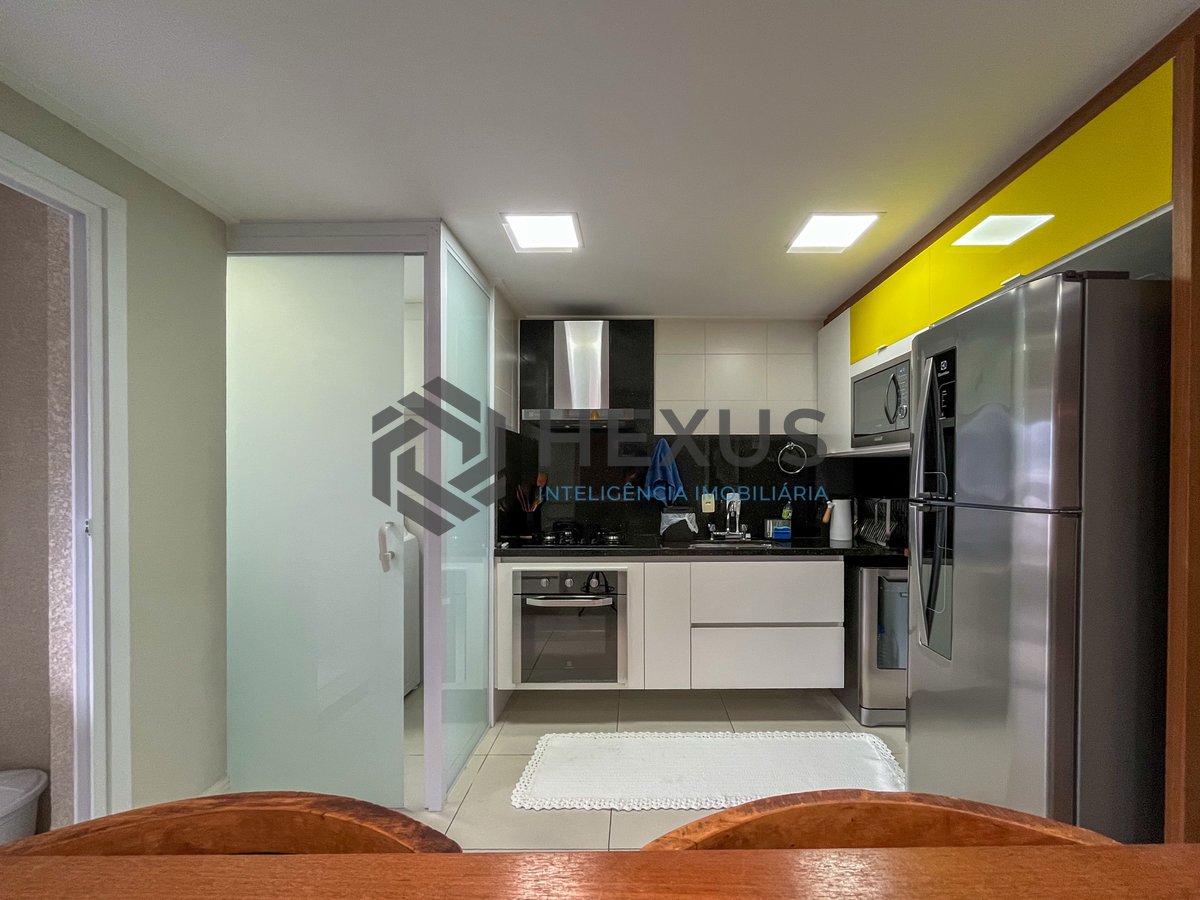 Foto 16 de Apartamento com varanda gourmet vista mar e lazer na beira mar da Praia nas Pitangueiras, Guarujá