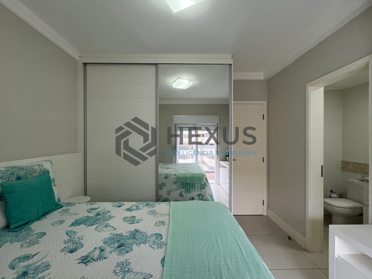Foto 34 de Apartamento com varanda gourmet vista mar e lazer na beira mar da Praia nas Pitangueiras, Guarujá