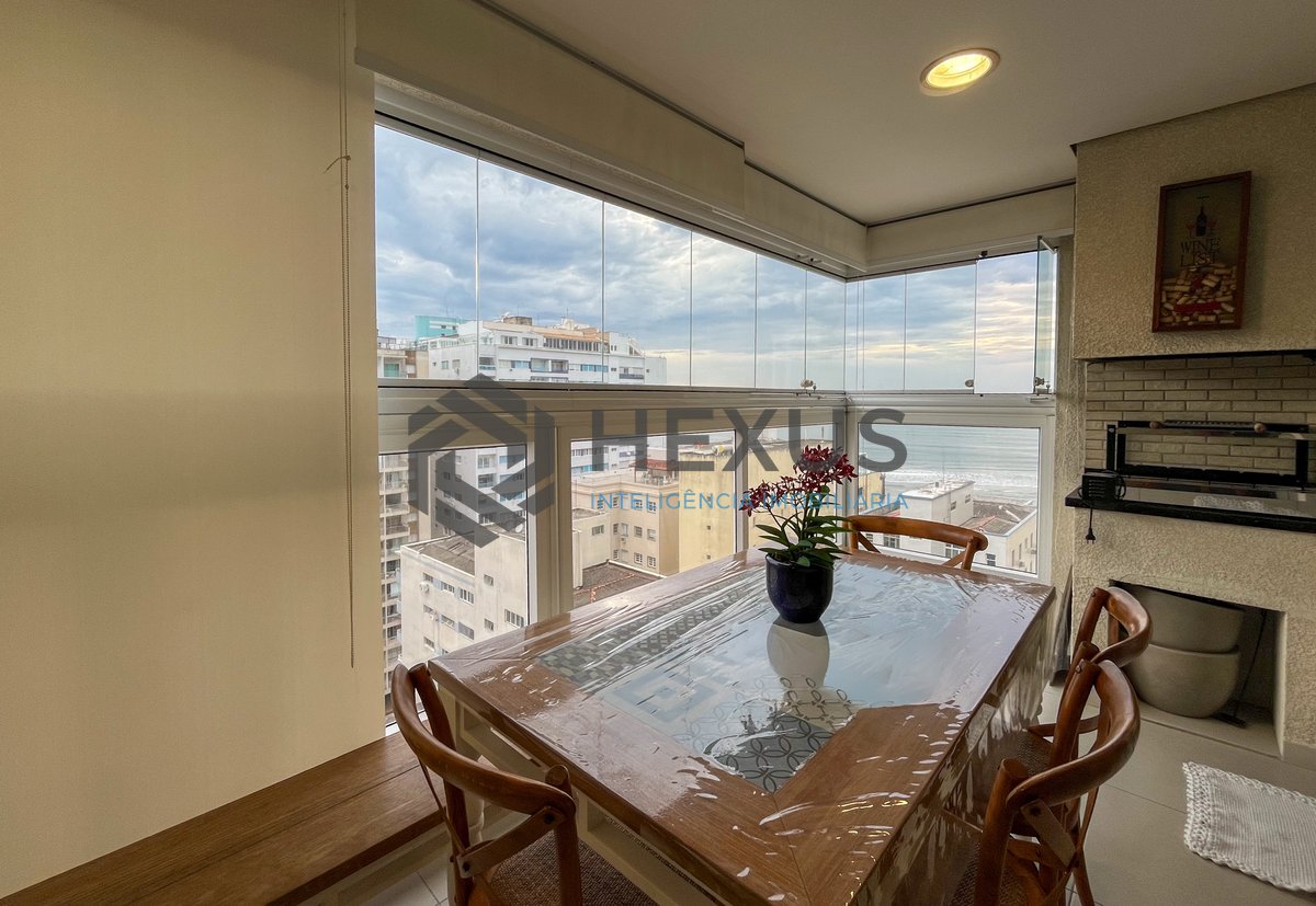 Foto 10 de Apartamento com varanda gourmet vista mar e lazer na beira mar da Praia nas Pitangueiras, Guarujá