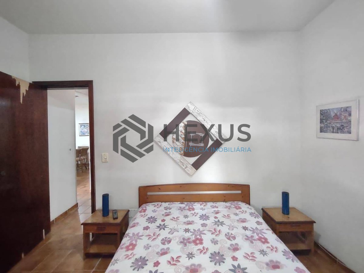 Foto 12 de Apartamento com varanda na Enseada, Guarujá