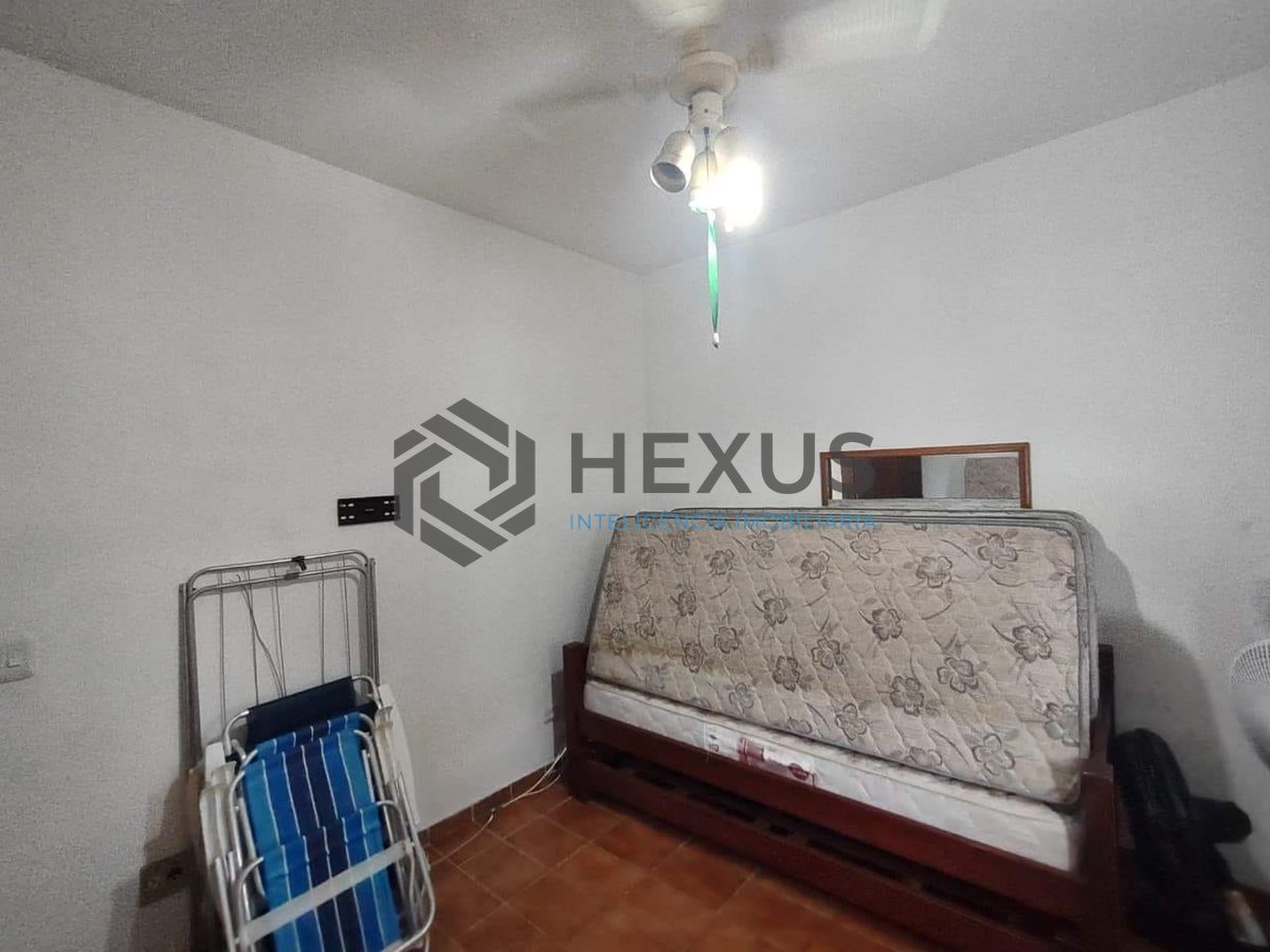 Foto 11 de Apartamento com varanda na Enseada, Guarujá