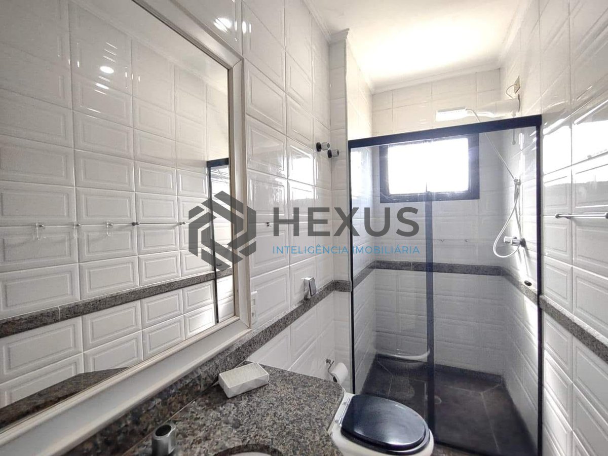 Foto 20 de Apartamento com varanda e lazer na Enseada, Guarujá