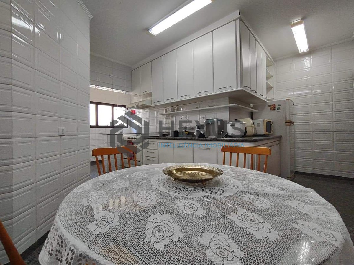 Foto 25 de Apartamento com varanda e lazer na Enseada, Guarujá
