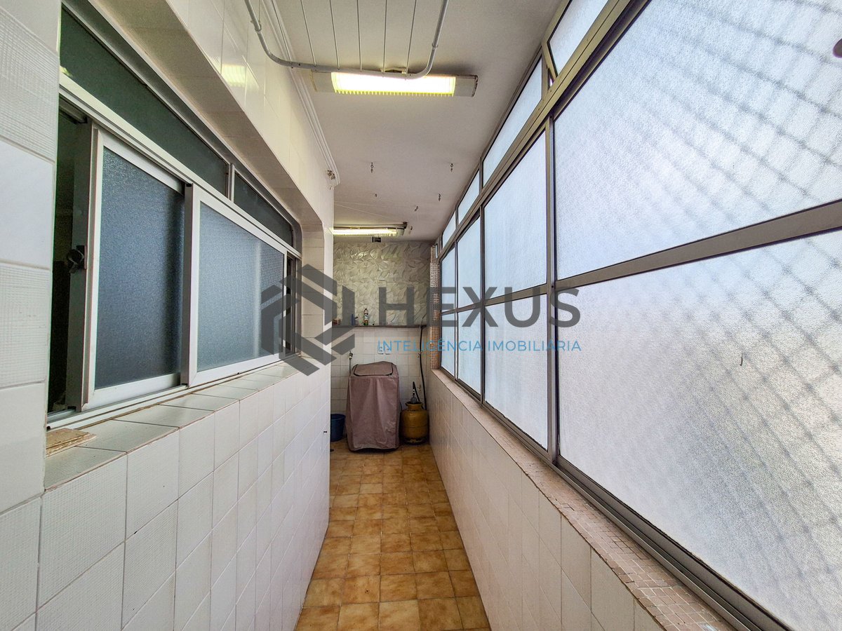 Foto 30 de Apartamento reformado com varanda e lazer, Guarujá
