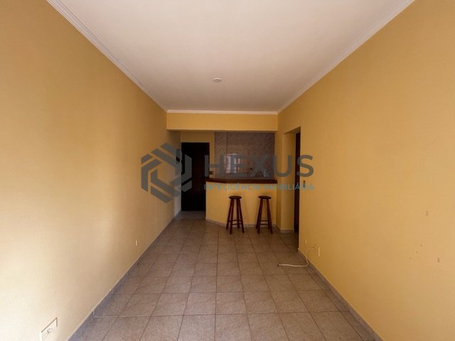 Foto 3 de Apartamento com varanda e lazer a 500m da praia no Tombo, Guarujá