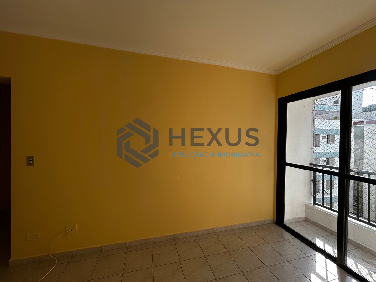 Foto 4 de Apartamento com varanda e lazer a 500m da praia no Tombo, Guarujá