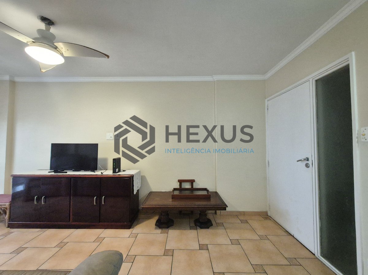 Foto 5 de Apartamento com varanda a 1 quadra da praia nas Pitangueiras, Guarujá