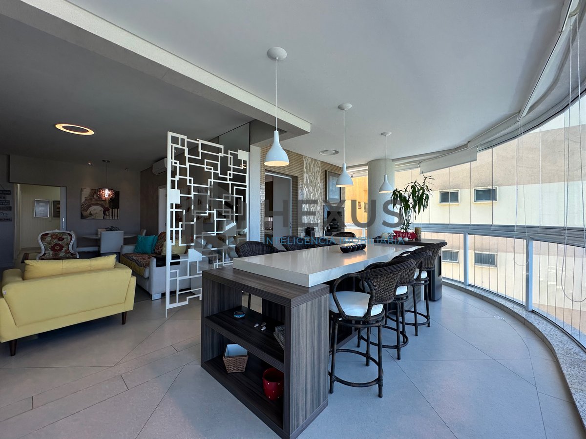 Foto 6 de Apartamento alto padrão com varanda gourmet vista mar e lazer a 250m da praia na Enseada, Guarujá
