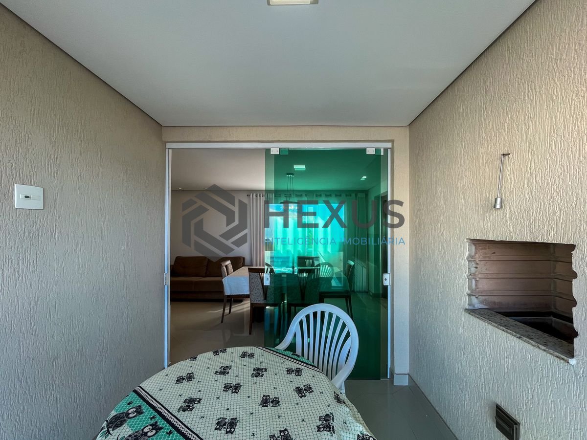 Foto 8 de Apartamento frente mar com varanda gourmet vista mar e lazer nas Pitangueiras, Guarujá