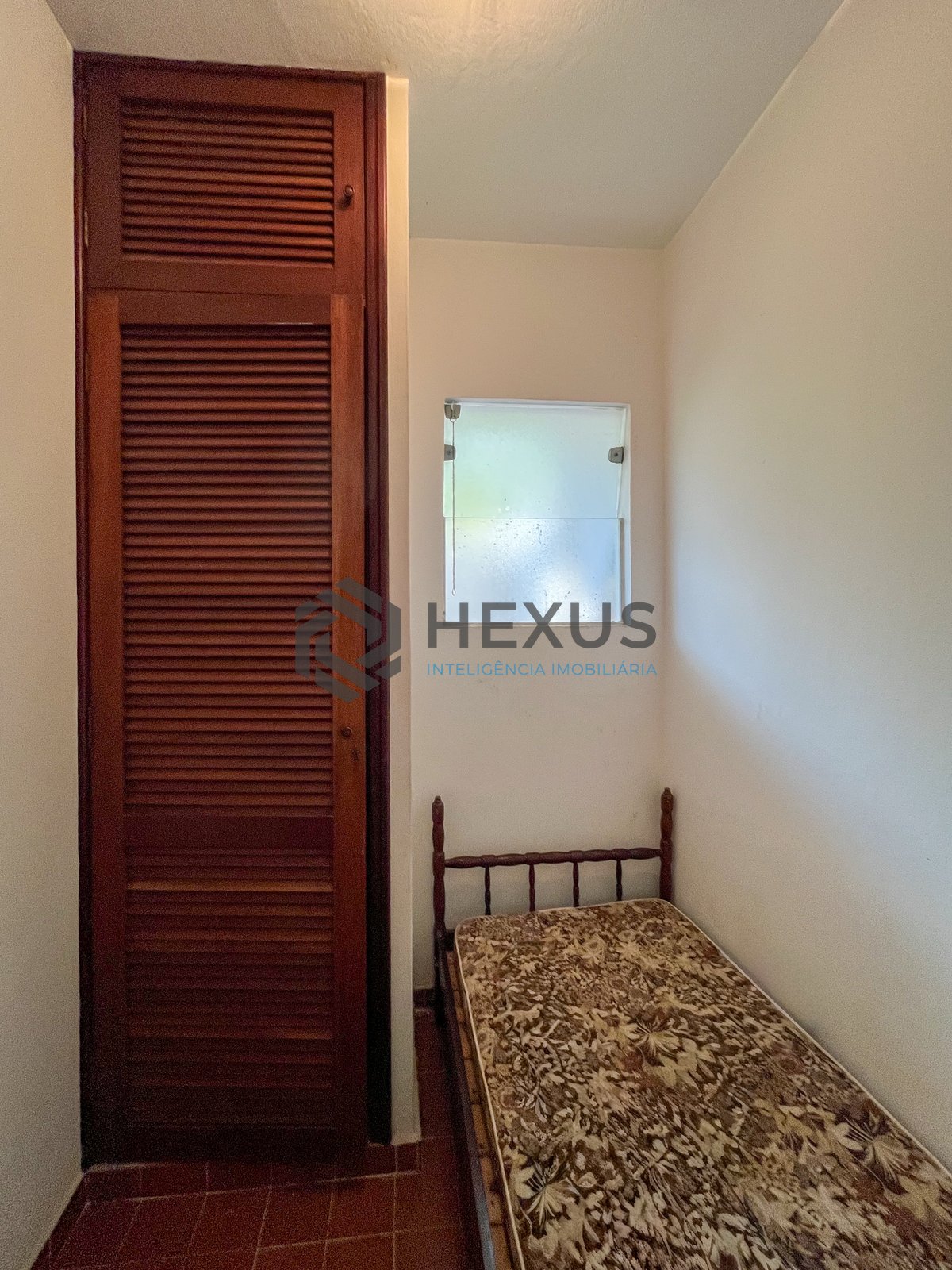Foto 18 de Apartamento frente mar com varanda lazer e quintal na Enseada, Guarujá