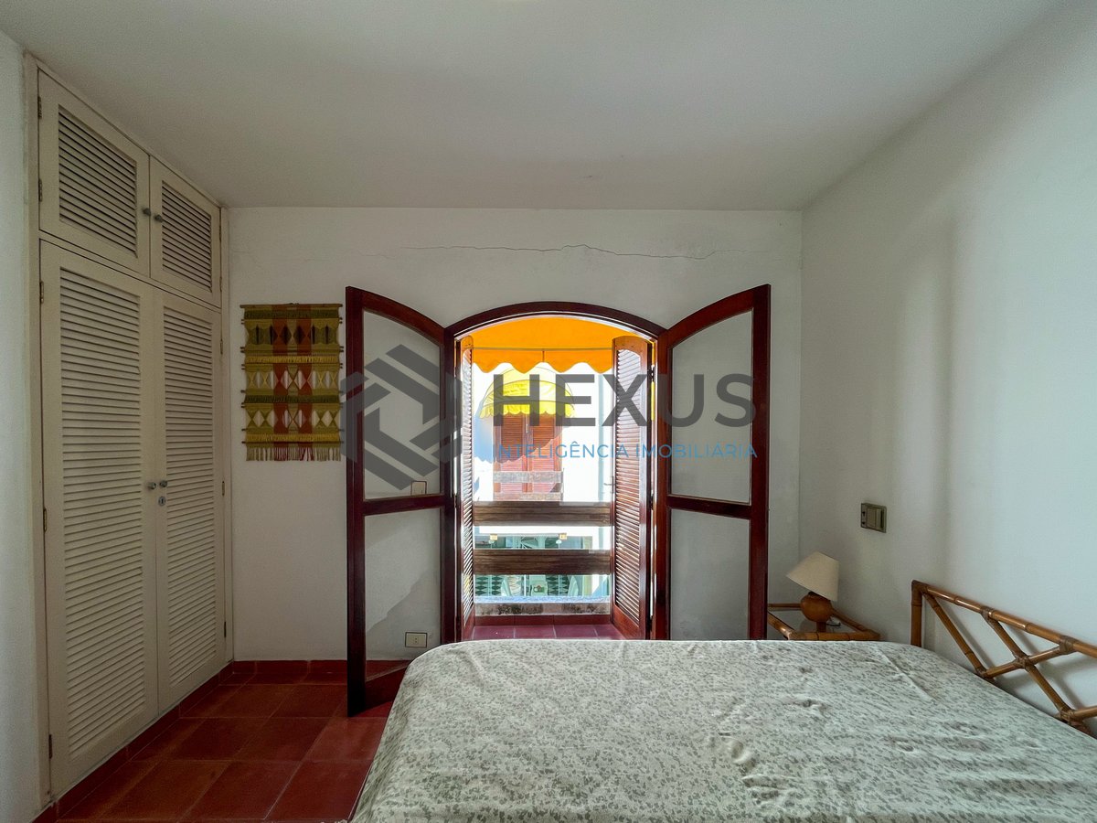 Foto 36 de Apartamento frente mar com varanda lazer e quintal na Enseada, Guarujá