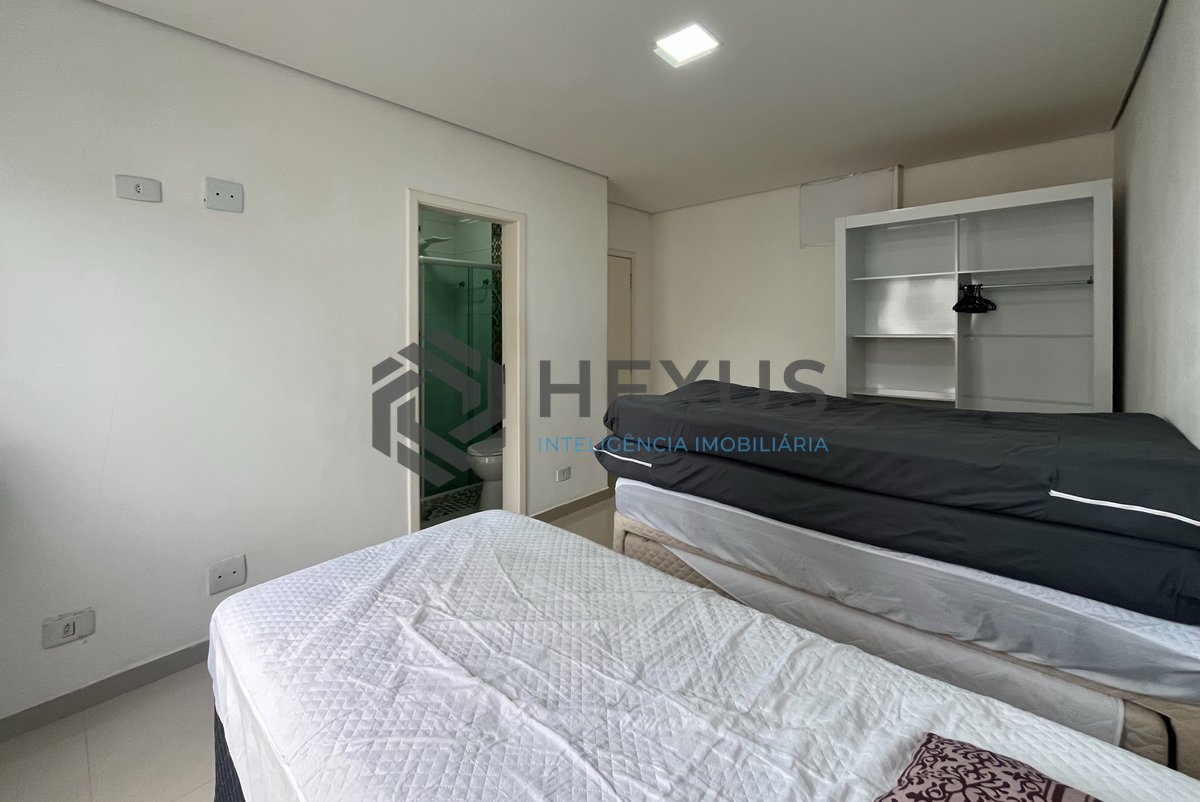 Foto 32 de Apartamento reformado frente mar e lazer no Pitangueiras, Guarujá