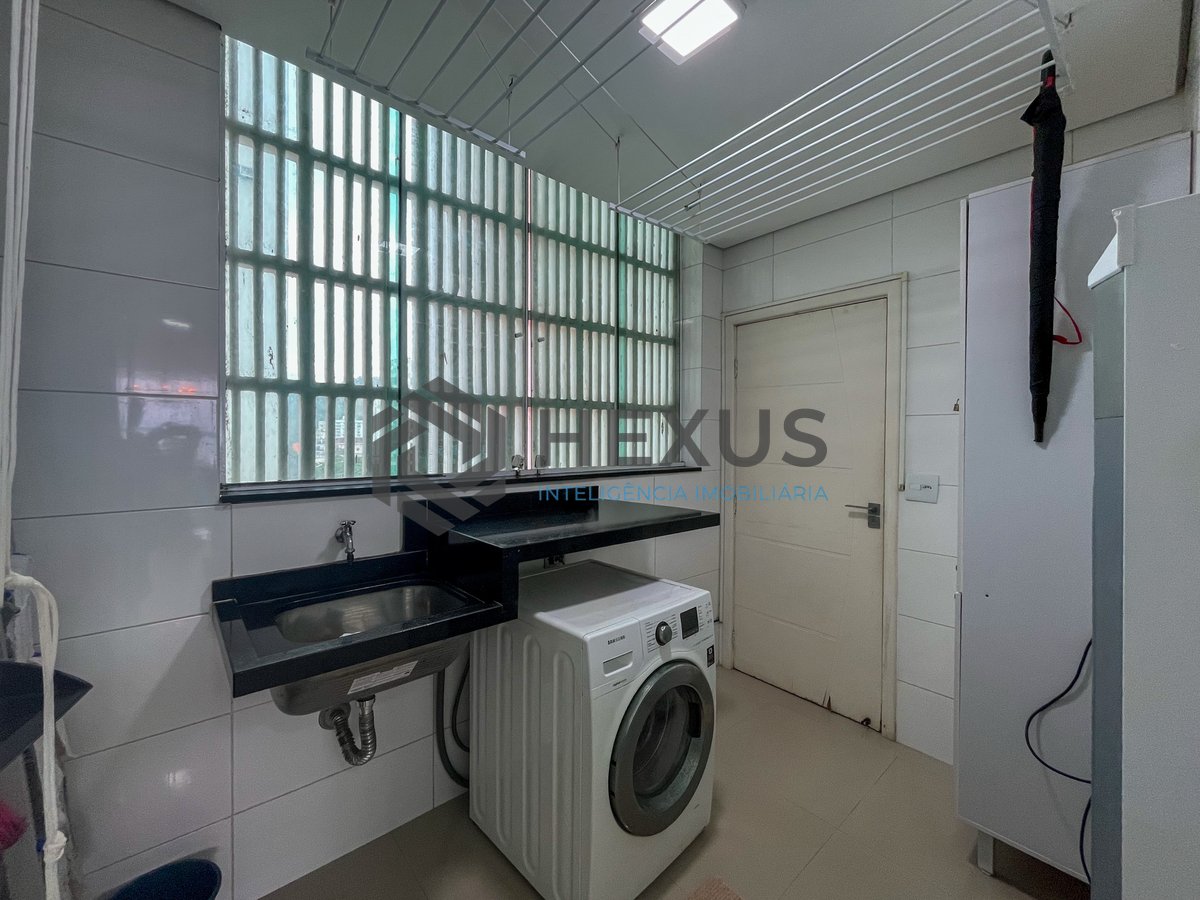 Foto 41 de Apartamento reformado frente mar e lazer no Pitangueiras, Guarujá