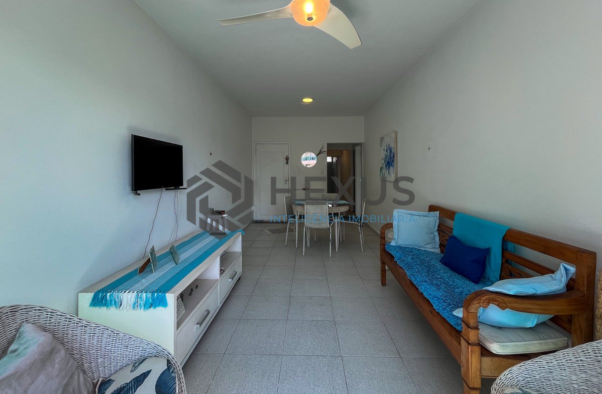 Foto 4 de Apartamento frente mar com varanda vista mar nas Pitangueiras, Guarujá