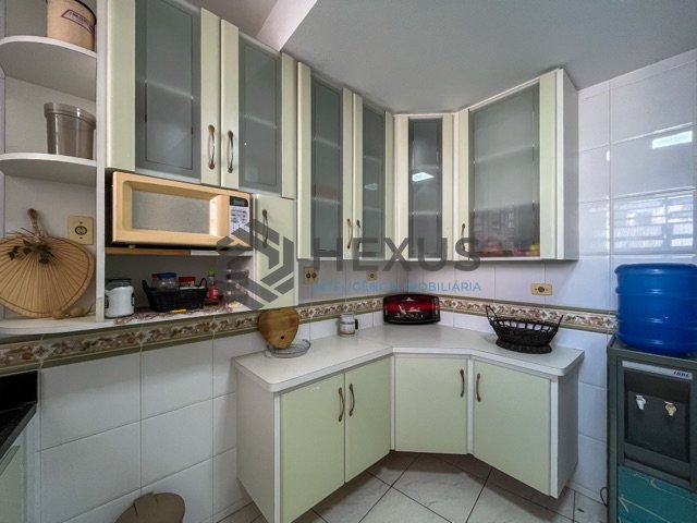 Foto 41 de Apartamento frente mar com varanda vista mar nas Pitangueiras, Guarujá