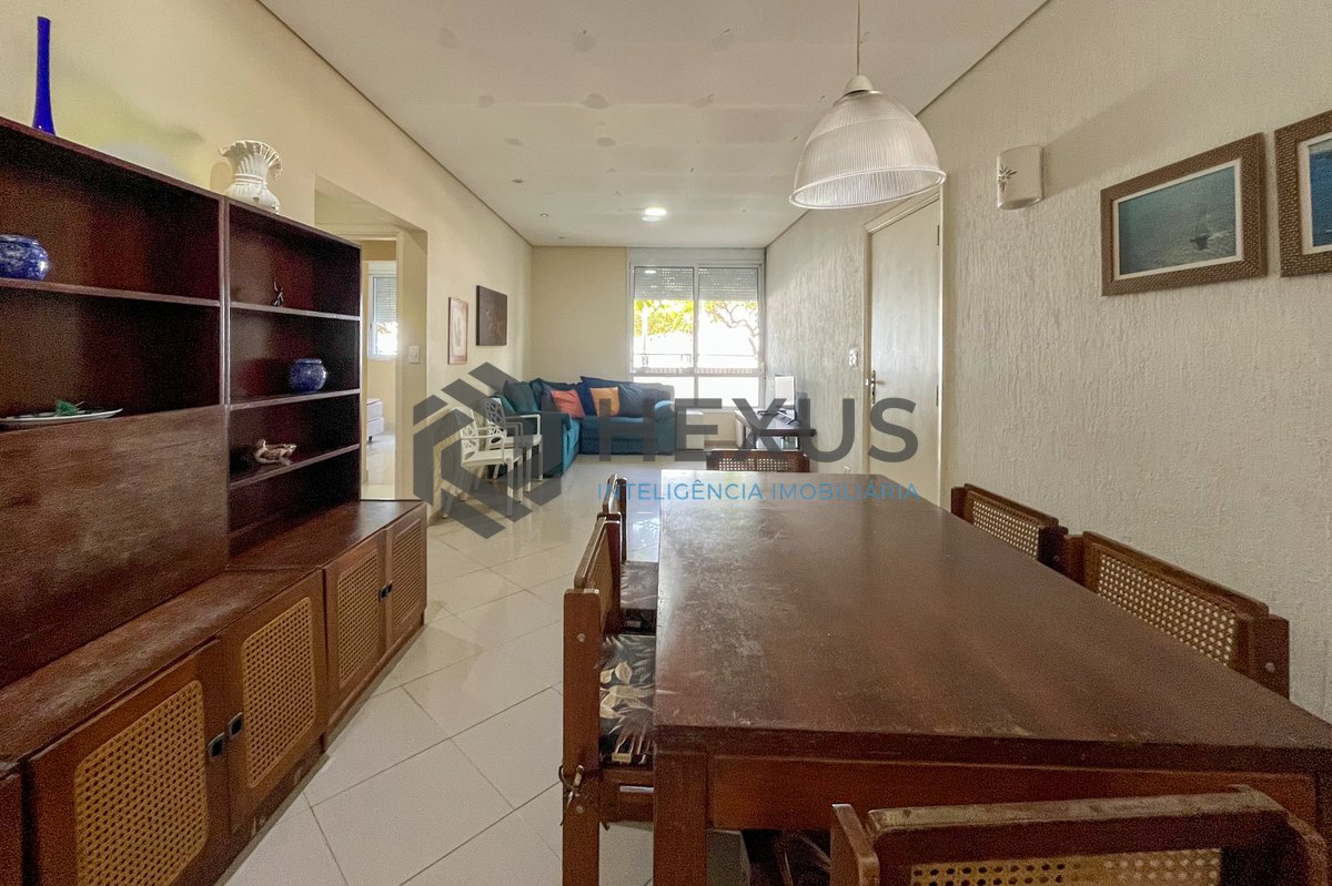 Foto 3 de Apartamento térreo frente mar com vista mar e lazer nas Pitangueiras, Guarujá