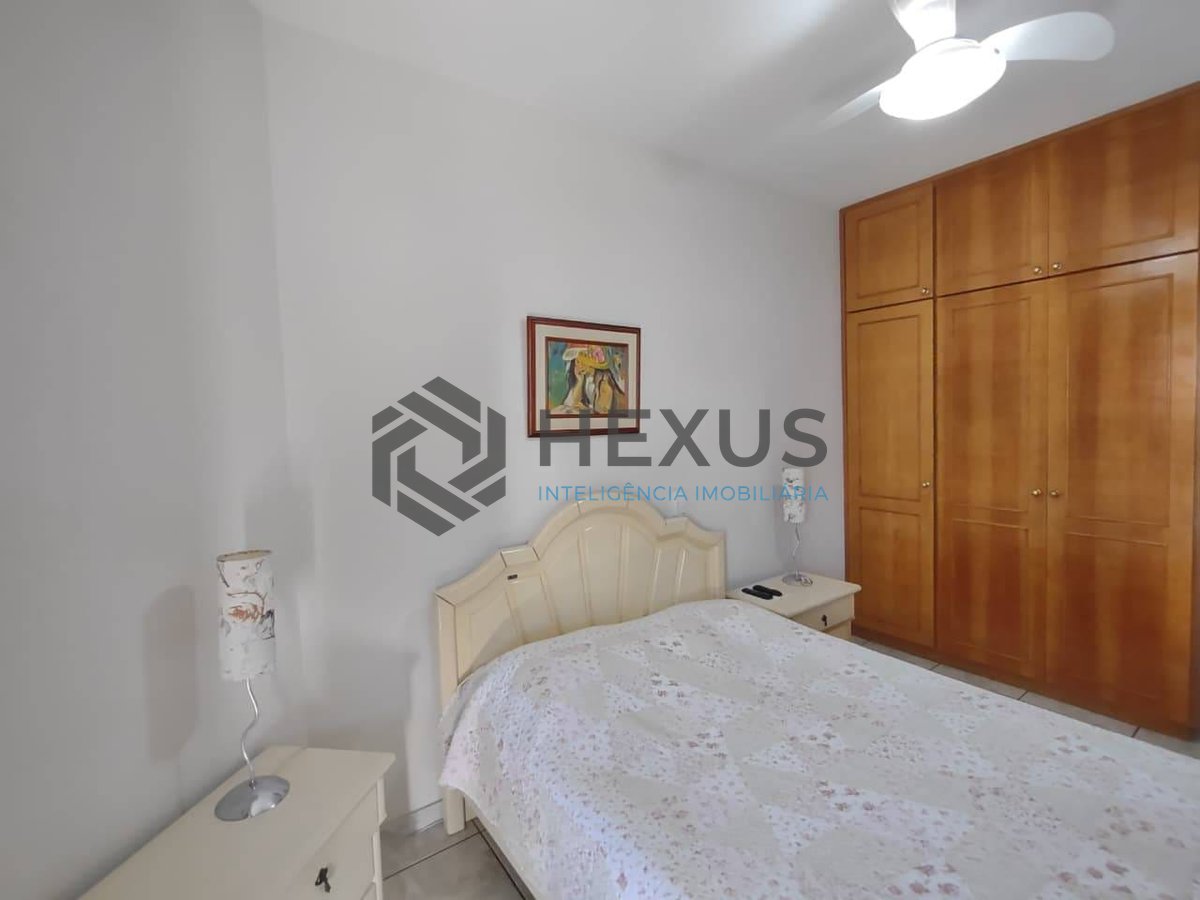 Foto 18 de Apartamento com varanda e lazer na Enseada, Guarujá