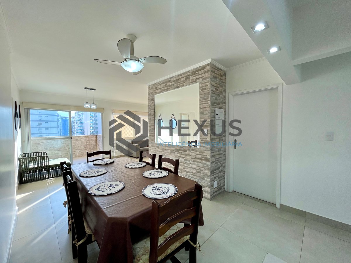Foto 8 de Apartamento com varanda vista mar na beira mar da praia nas Pitangueiras, Guarujá
