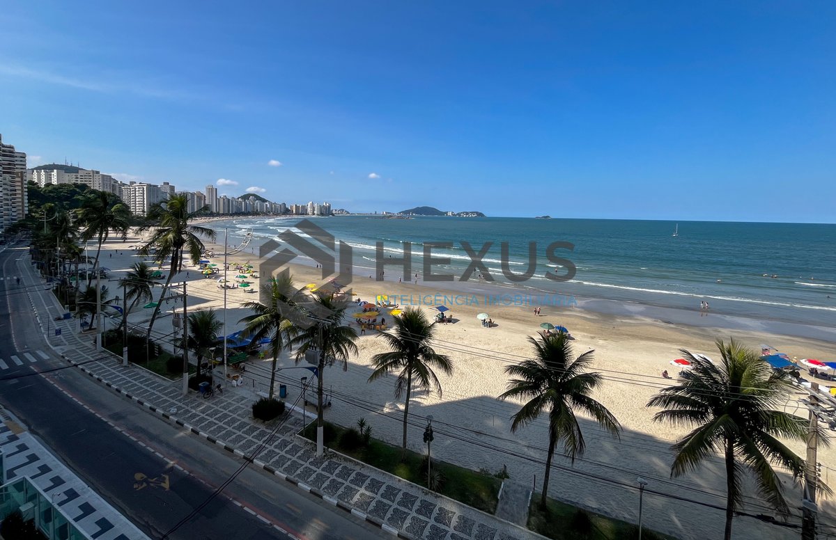 Foto 14 de Apartamento frente mar com varanda e lazer no Jardim Astúrias, Guarujá
