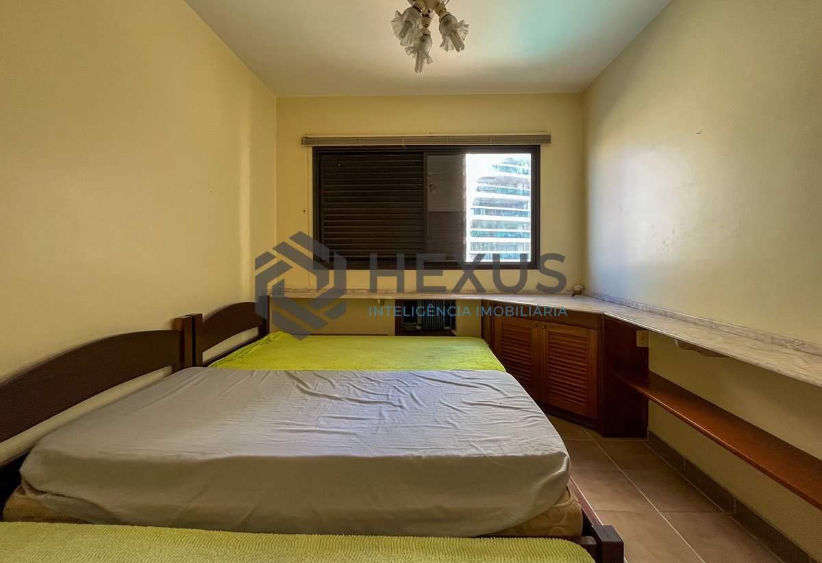Foto 20 de Apartamento frente mar com varanda e lazer no Jardim Astúrias, Guarujá