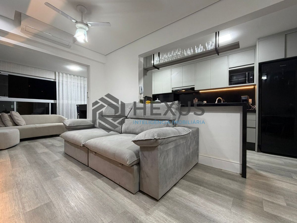 Foto 9 de Apartamento com varanda gourmet e lazer a 1 quadra da praia no Jardim Astúrias, Guarujá