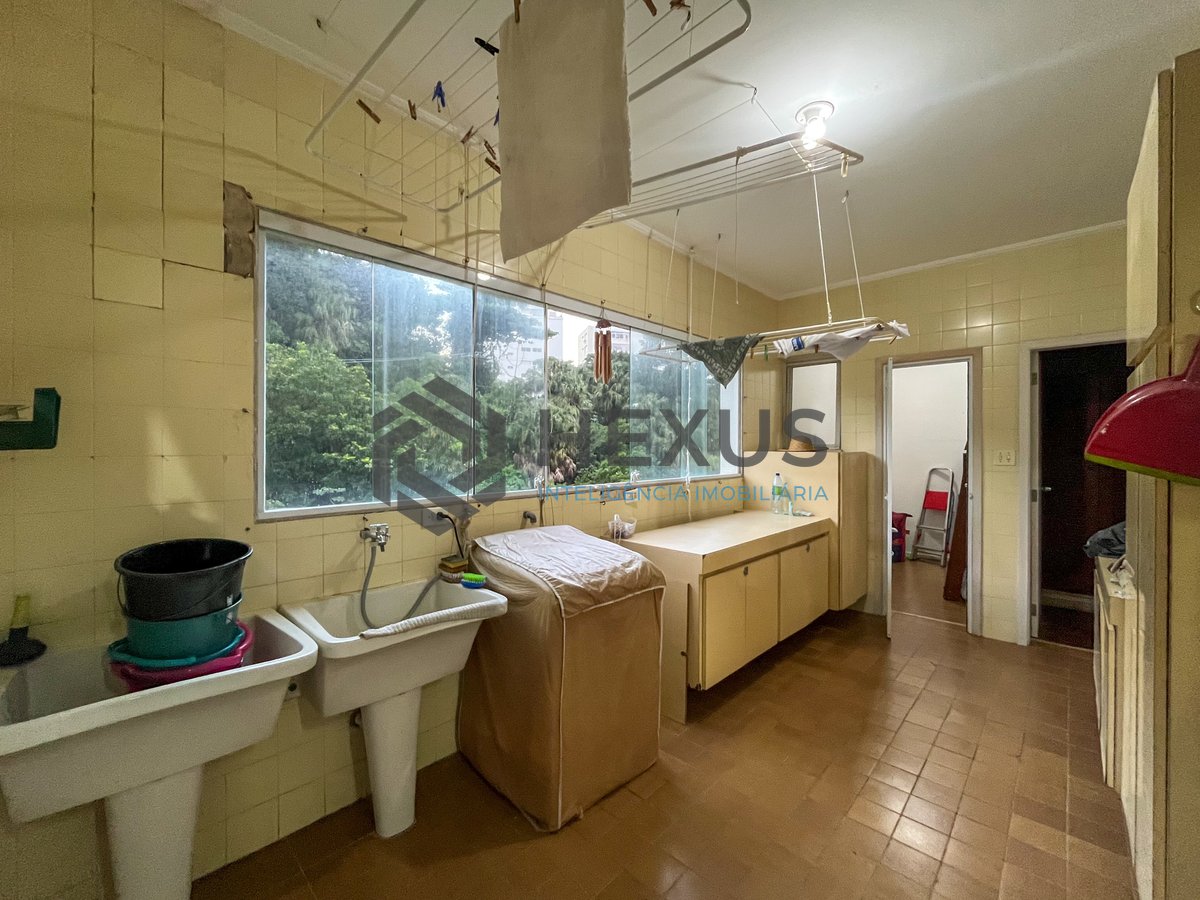 Foto 42 de Apartamento frente mar com varanda vista mar nas Pitangueiras, Guarujá