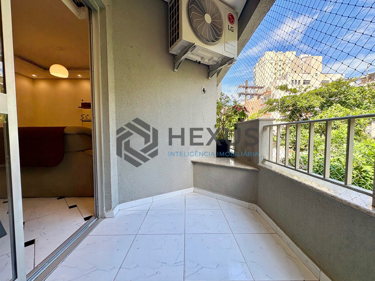 Foto 7 de Apartamento reformado com varanda na Enseada, Guarujá