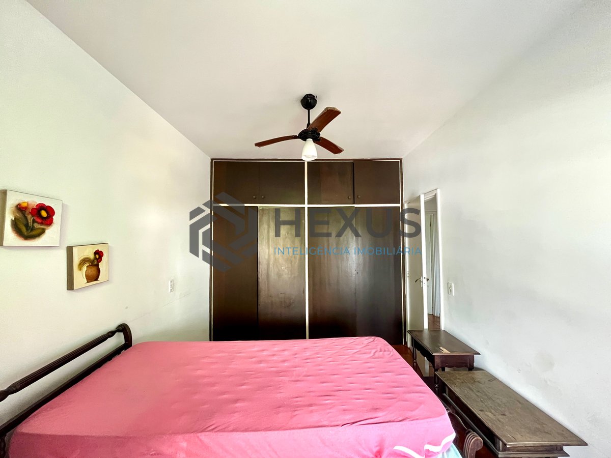 Foto 11 de Apartamento com varanda a 1 quadra do mar nas Pitangueiras, Guarujá