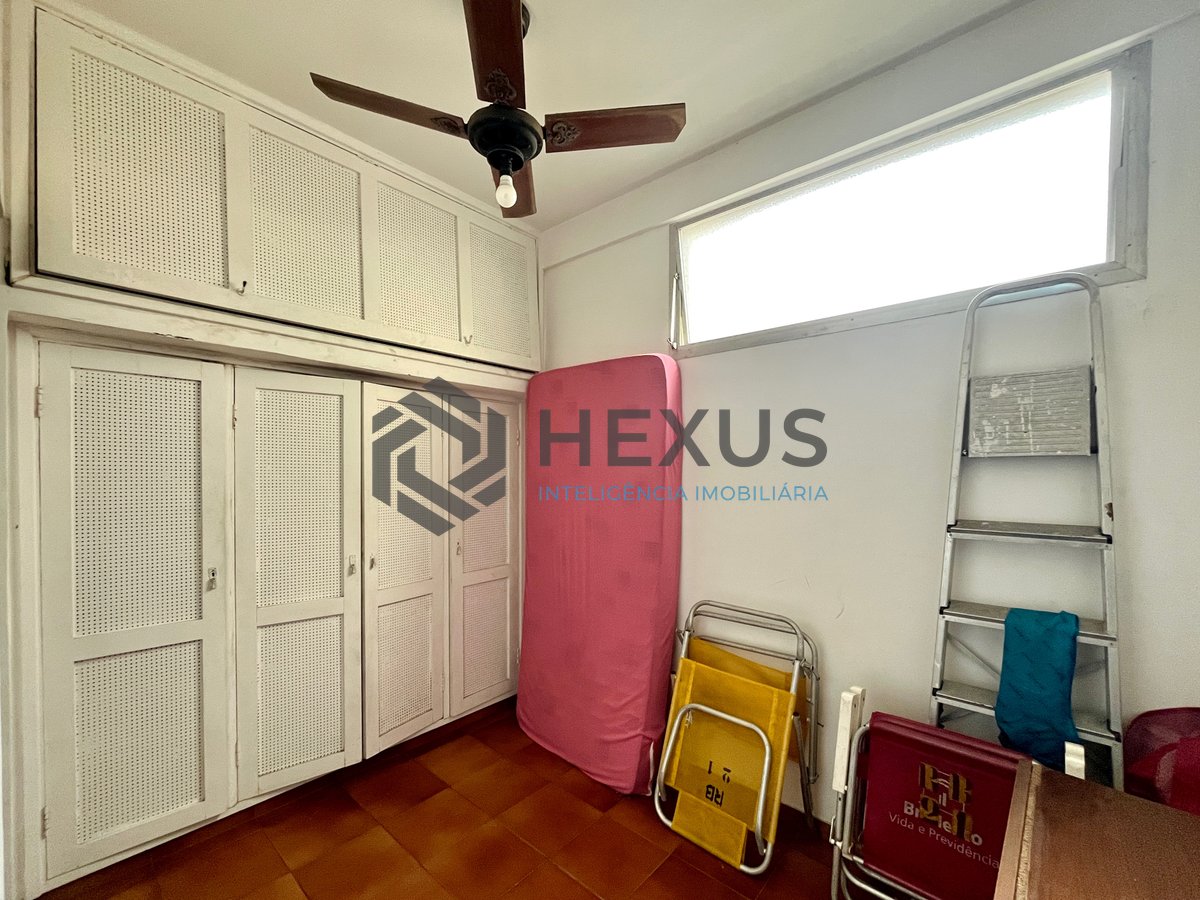 Foto 20 de Apartamento com varanda a 1 quadra do mar nas Pitangueiras, Guarujá