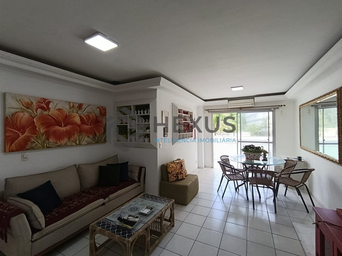 Foto 2 de Apartamento com varanda na Enseada, Guarujá