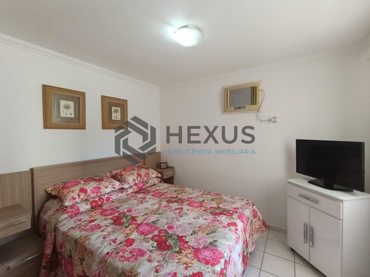Foto 11 de Apartamento com varanda na Enseada, Guarujá