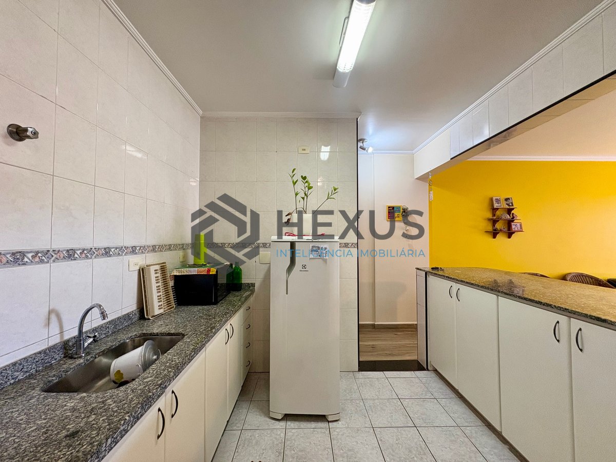 Foto 17 de Apartamento com varanda e lazer na Enseada, Guarujá