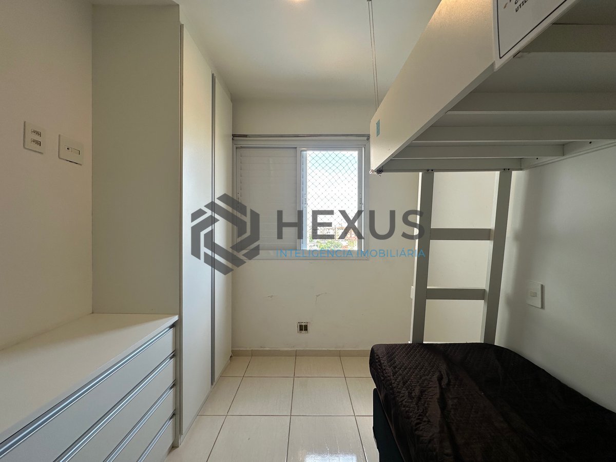 Foto 17 de Apartamento com varanda gourmet e vista mar a 600m da praia na Enseada, Guarujá