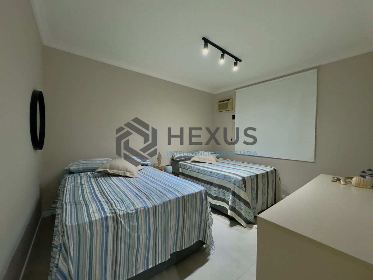 Foto 16 de Apartamento com varanda e lazer na Enseada, Guarujá