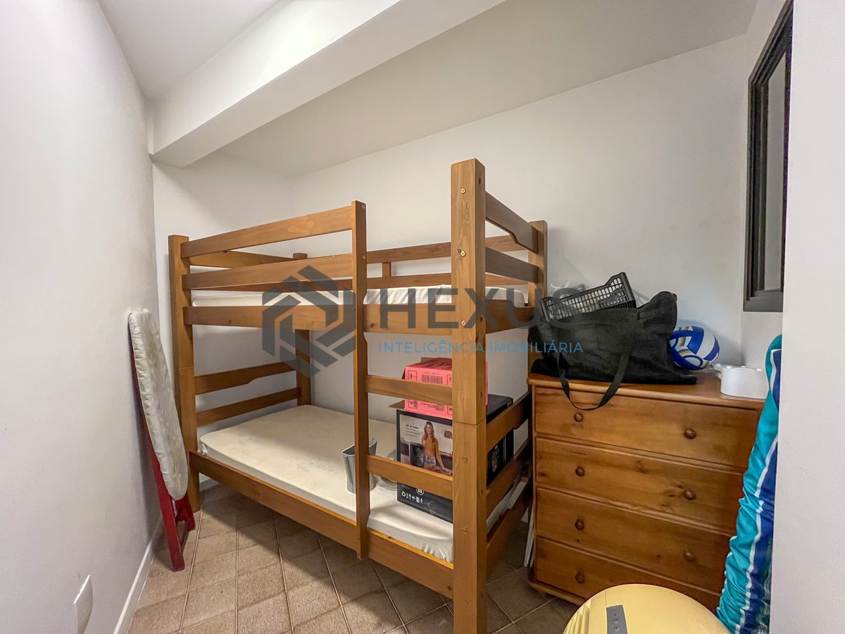 Foto 32 de Apartamento com varanda e lazer nas Pitangueiras, Guarujá