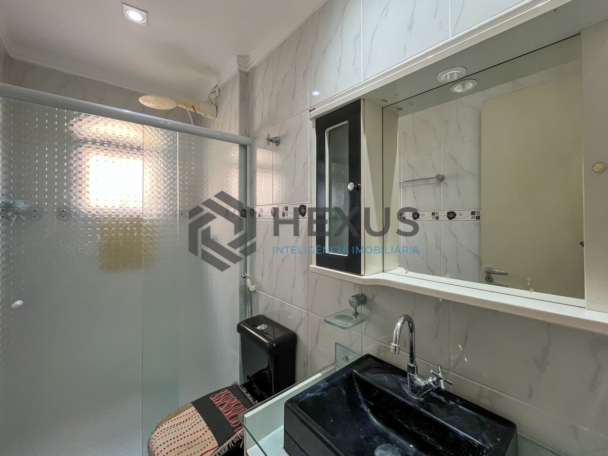 Foto 11 de Apartamento com varanda na Enseada, Guarujá
