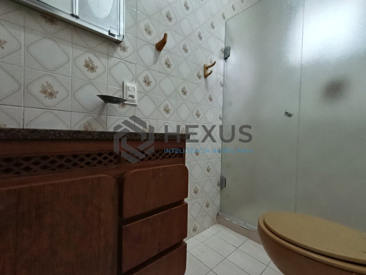 Foto 11 de Apartamento com varanda e lazer na Enseada, Guarujá