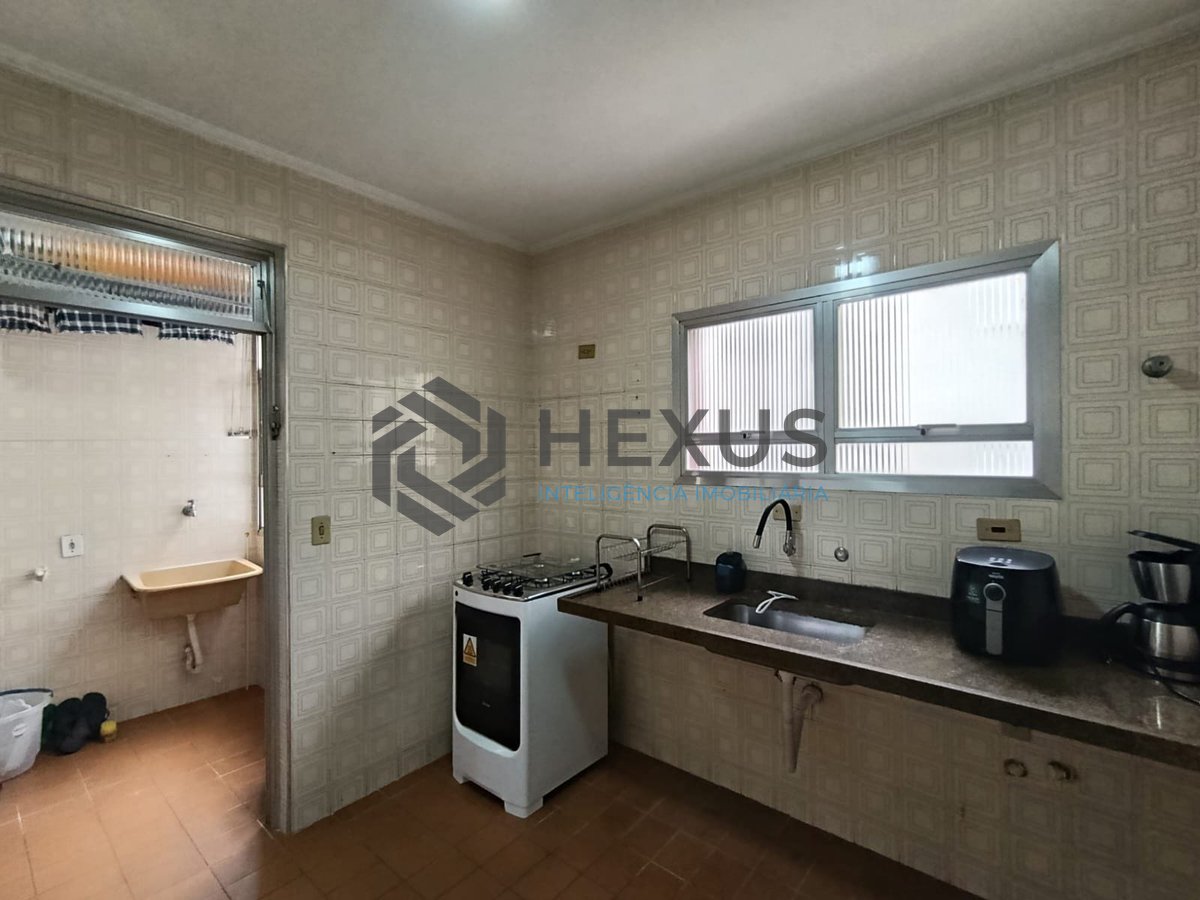 Foto 16 de Apartamento com varanda e lazer na Enseada, Guarujá