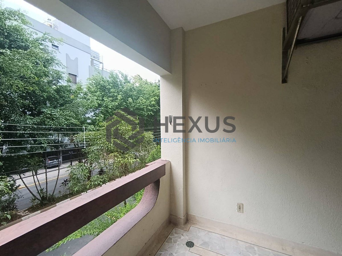 Foto 7 de Apartamento com varanda e lazer na Enseada, Guarujá