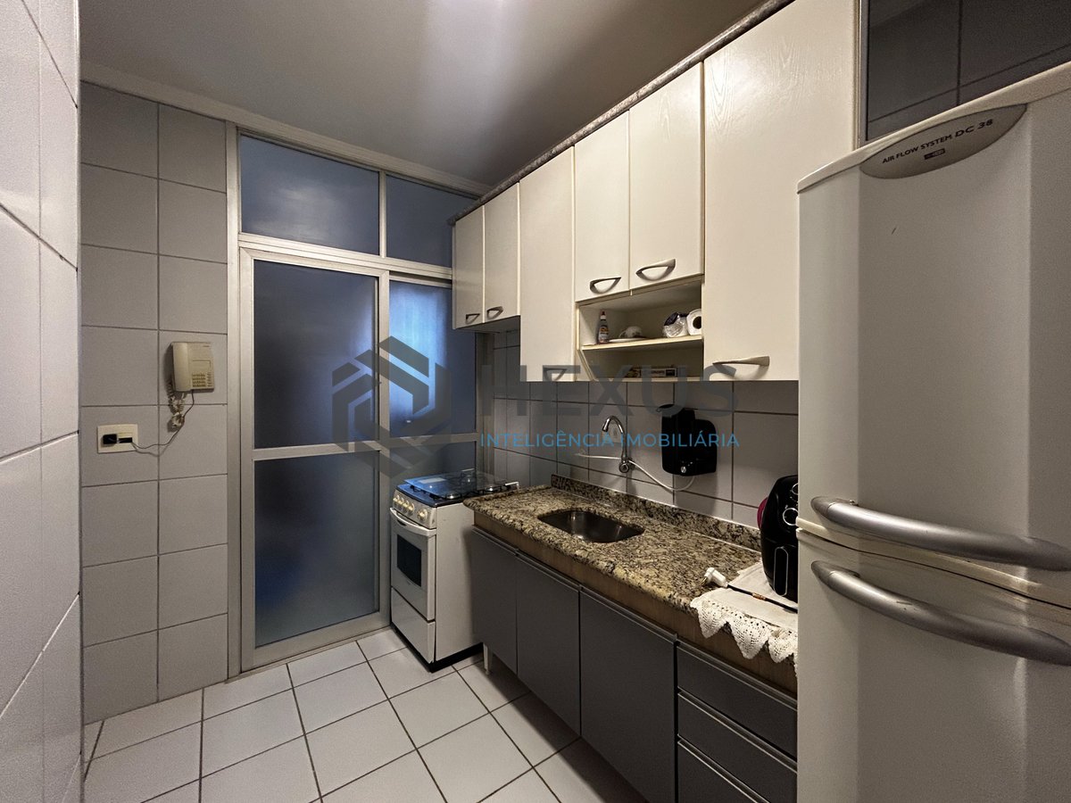 Foto 20 de Apartamento com varanda e lazer a 150m da praia na Enseada, Guarujá