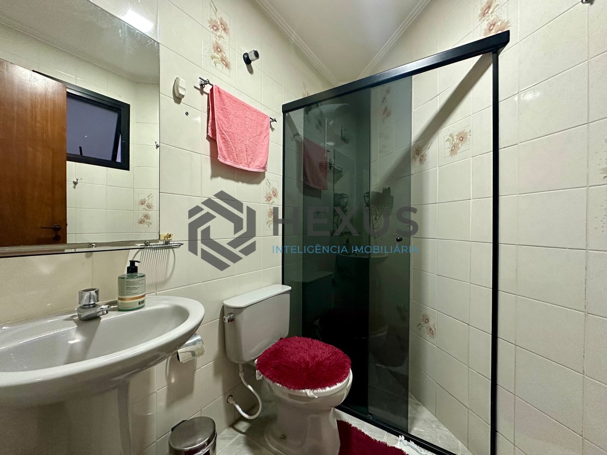 Foto 18 de Apartamento Mobiliado na Enseada – 2 Suítes + Lazer Completo | 800m da Praia