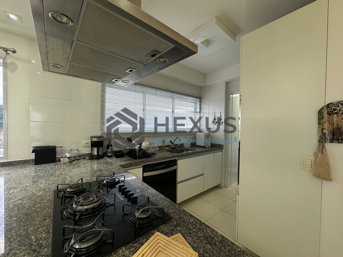 Foto 8 de Apartamento com varanda gourmet vista mar e lazer a 500m da praia na Enseada, Guarujá